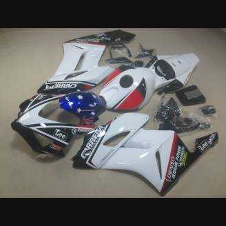 Complete and painted fairings in abs HND CBR 1 LEE                                                                              