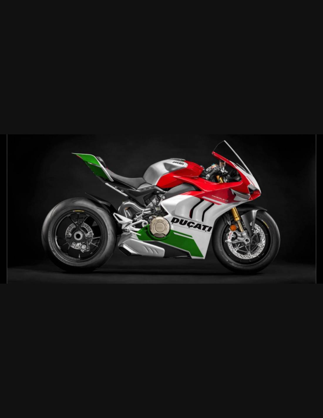 Painted street fairings in abs compatible with Ducati Panigale V4R 