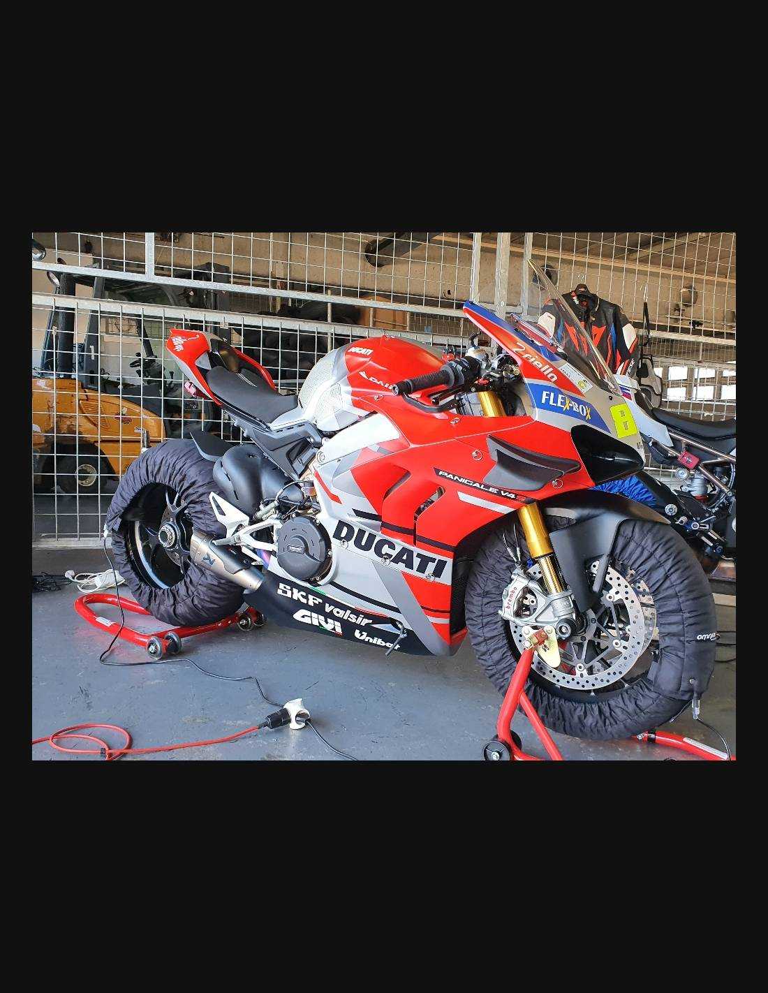 panigale v4 race fairings